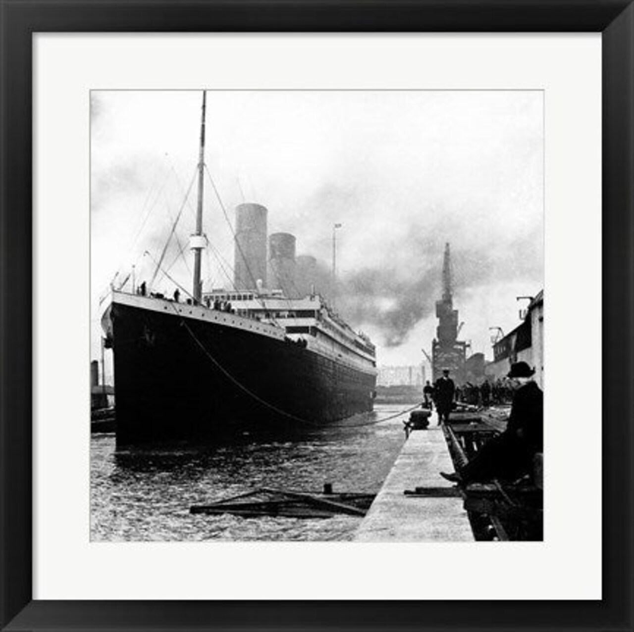 Framed Art Titanic at the docks of Southampton Wall Decor 18x24 Artwork